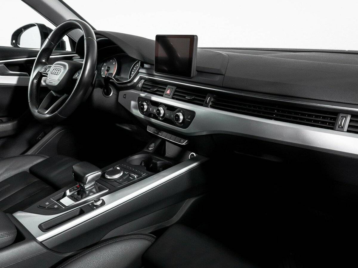 Audi A4 2017 года с пробегом. Фото: #8