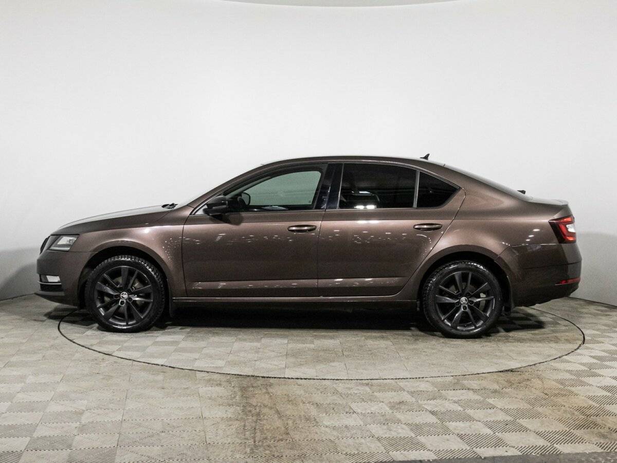 Б/У Шкода Октавия 2018 года. Фото: #7