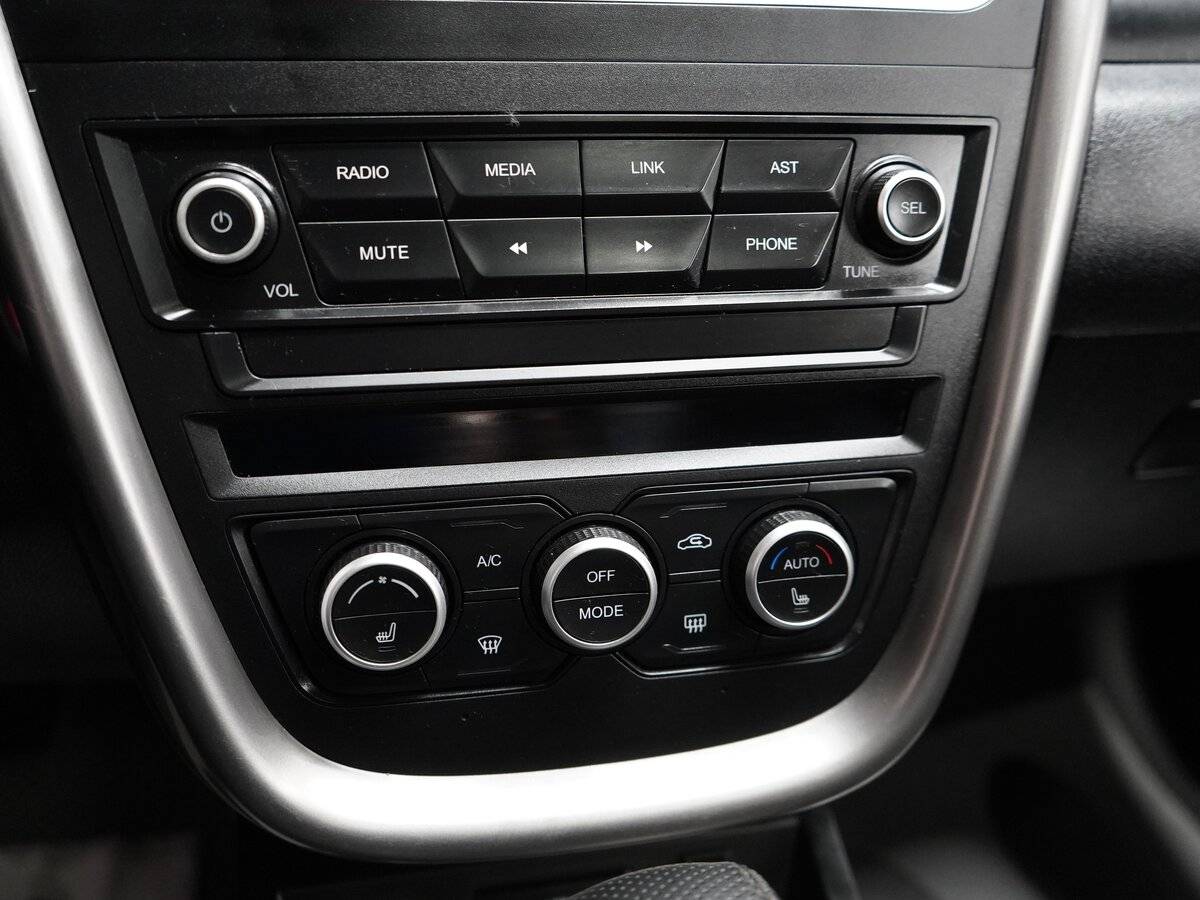 FAW Besturn X80 2019 года с пробегом. Фото: #15