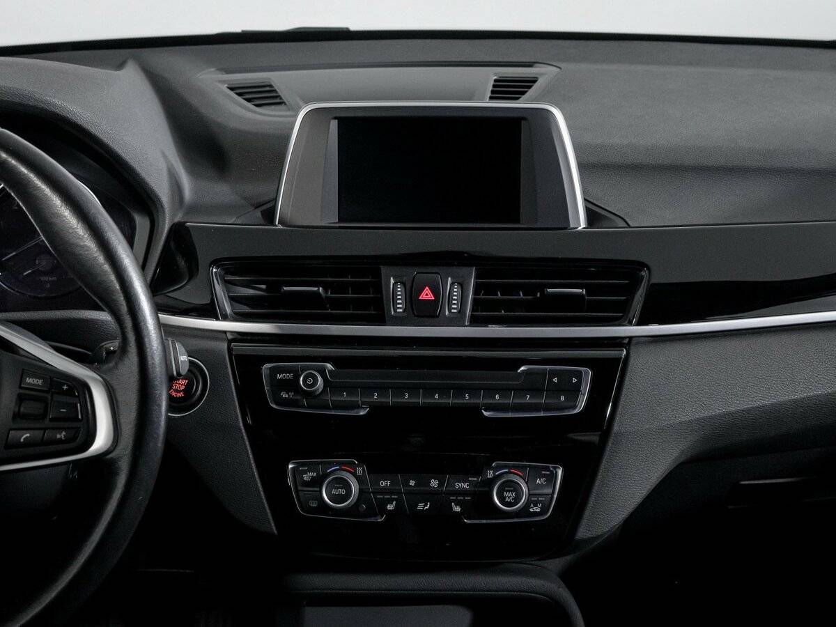 Б/У БМВ Икс1 2018 года. Фото: #12