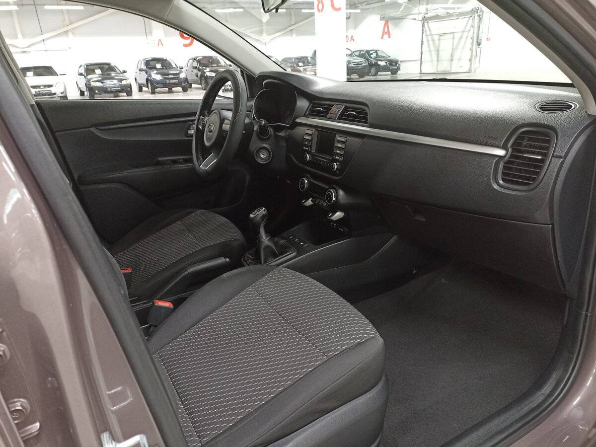 Kia Rio 2018 года с пробегом. Фото: #10