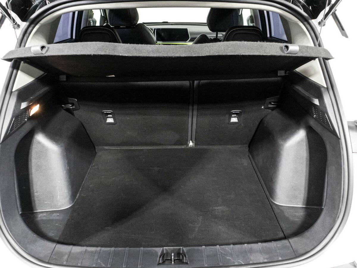 Б/У Джили Кулрэй 2023 года. Фото: #14