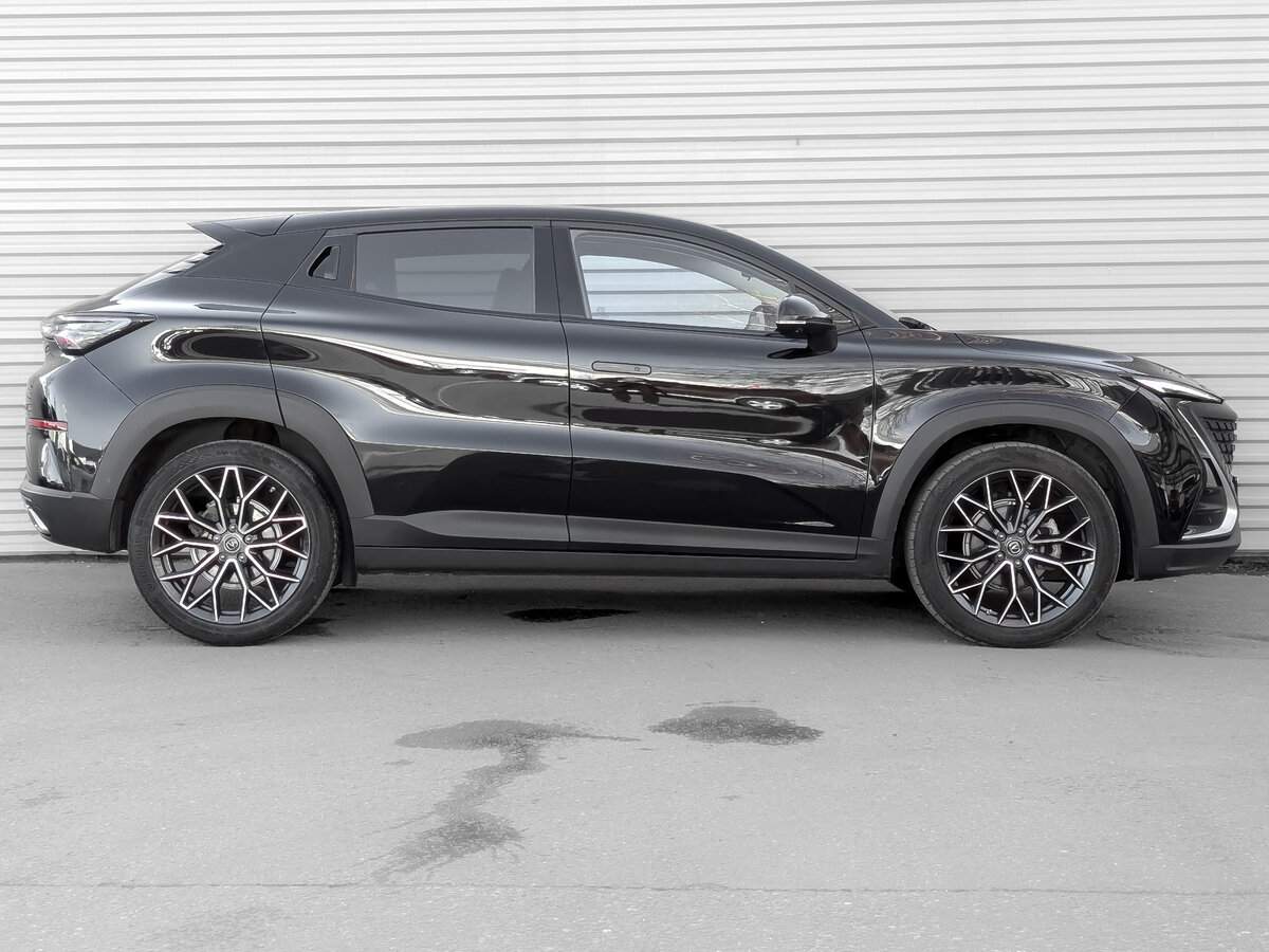 Changan UNI-T 2023 года с пробегом. Фото: #3