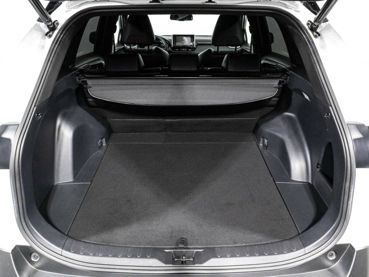 Toyota RAV4 2020 года с пробегом. Фото: #14