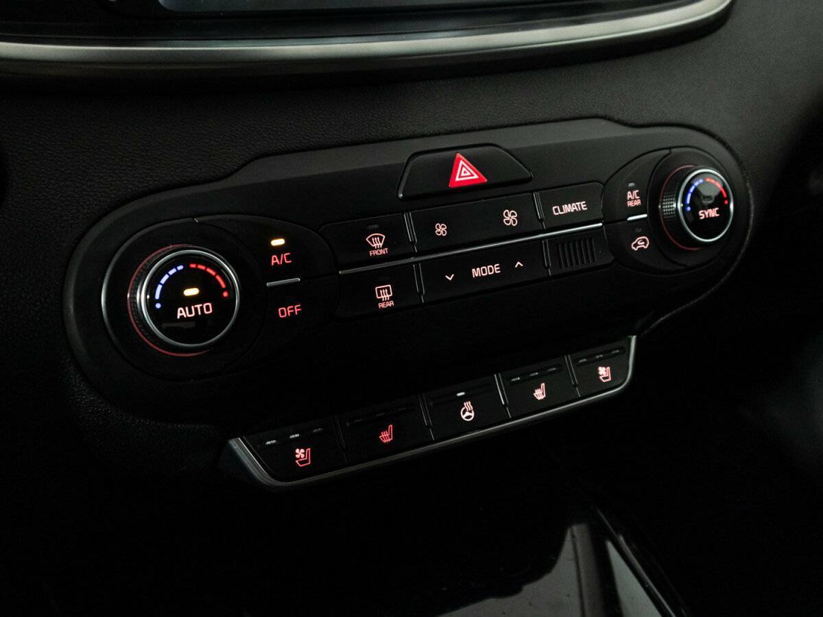 Б/У Киа Соренто 2017 года. Фото: #22