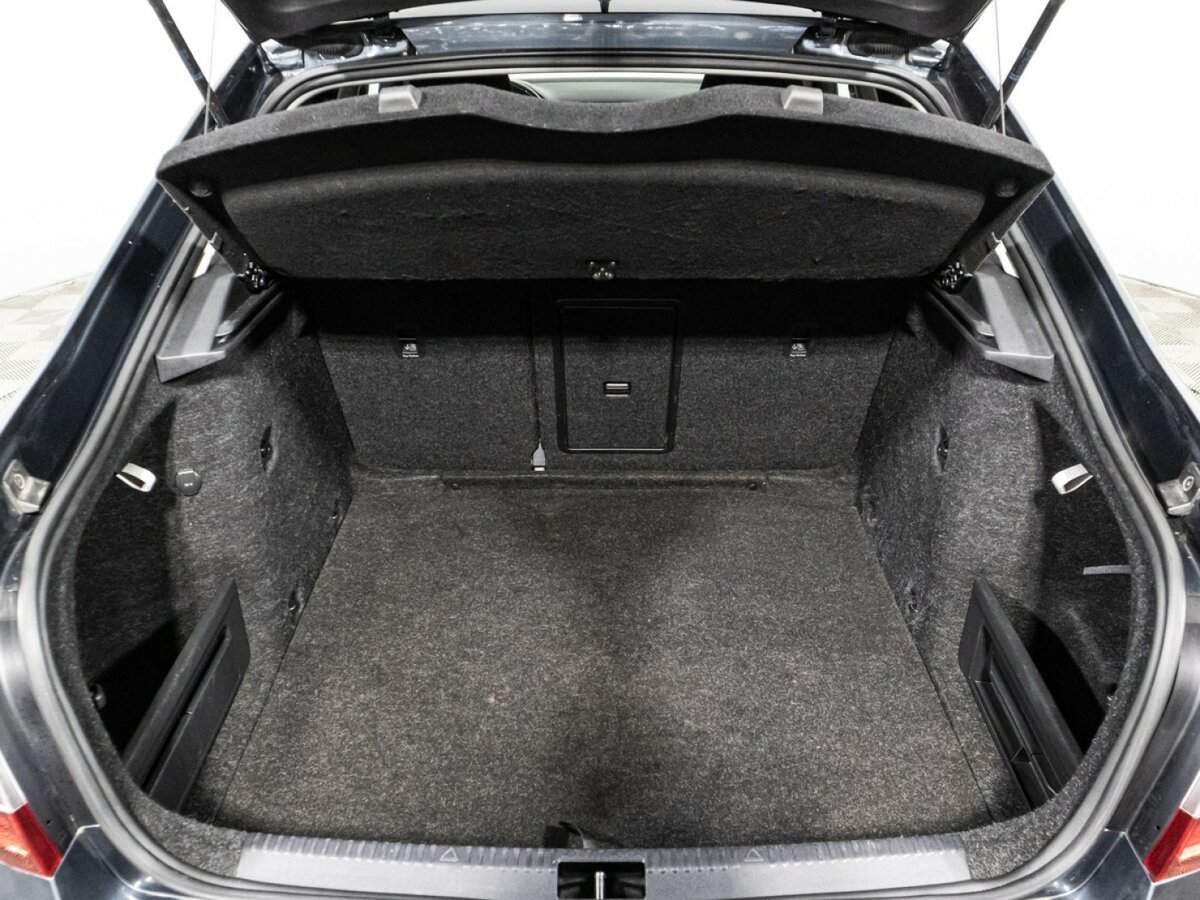 Б/У Шкода Октавия 2018 года. Фото: #14