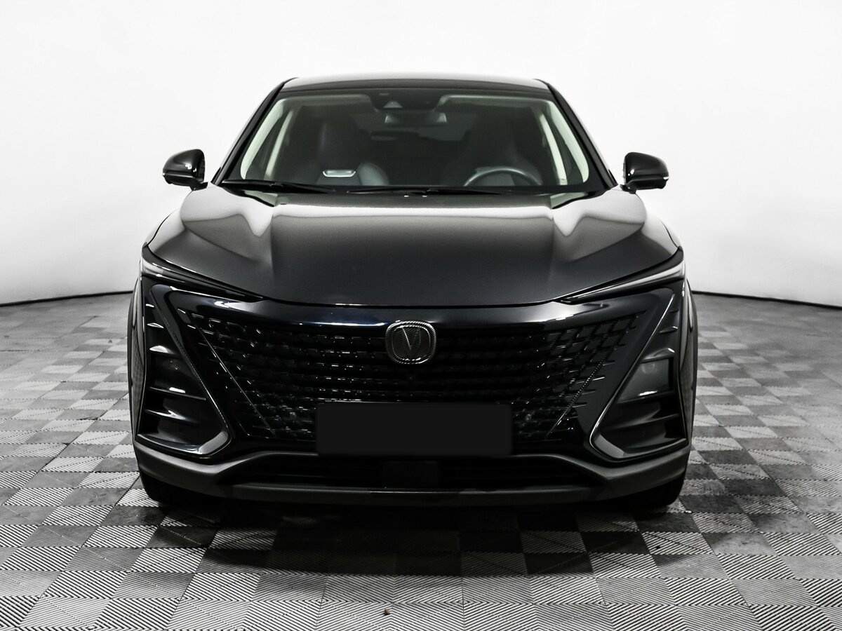 Б/У Чанган УНИ-Т 2023 года. Фото: #1