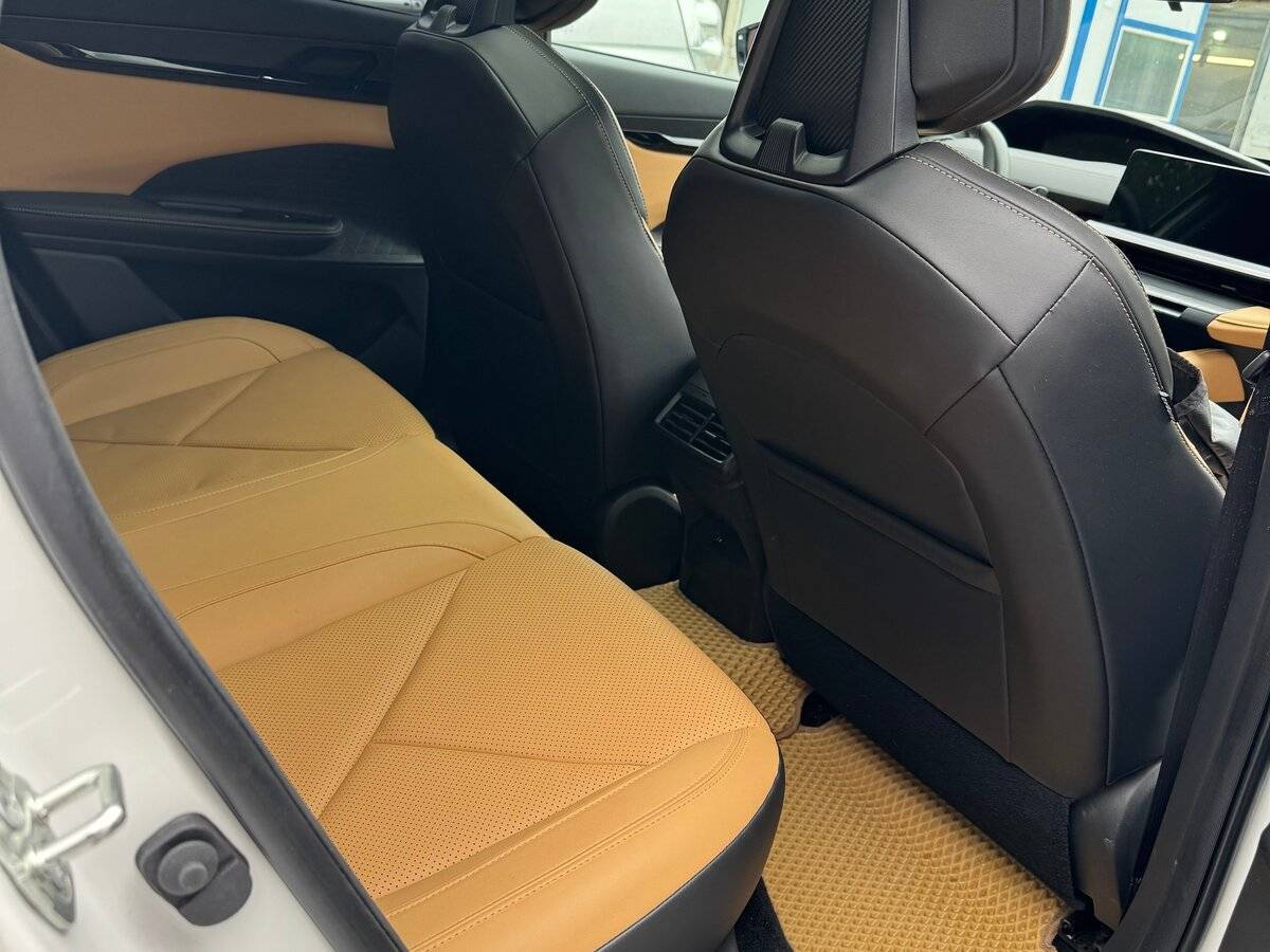 Changan UNI-V 2023 года с пробегом. Фото: #14