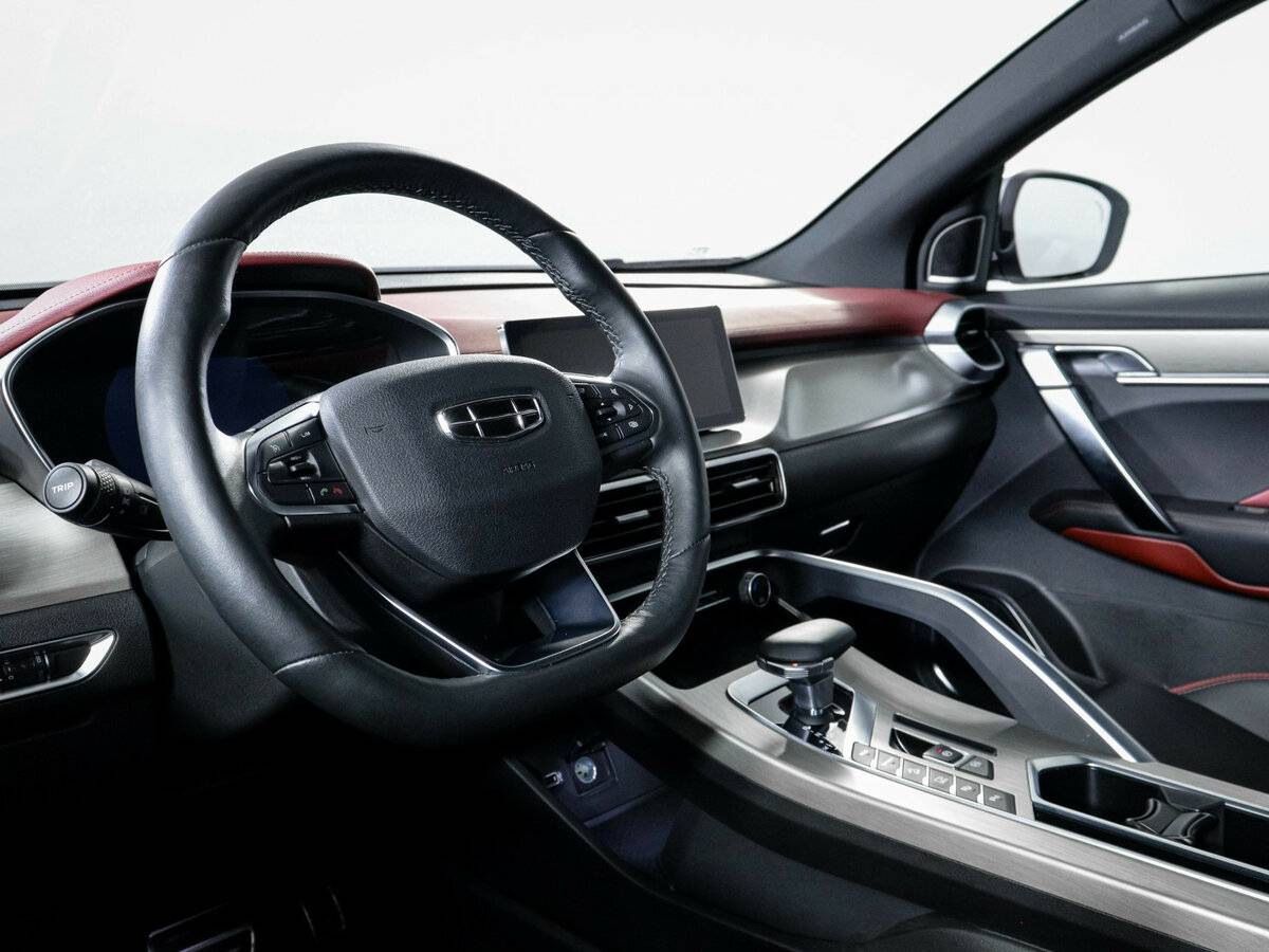 Б/У Джили Кулрэй 2023 года. Фото: #13