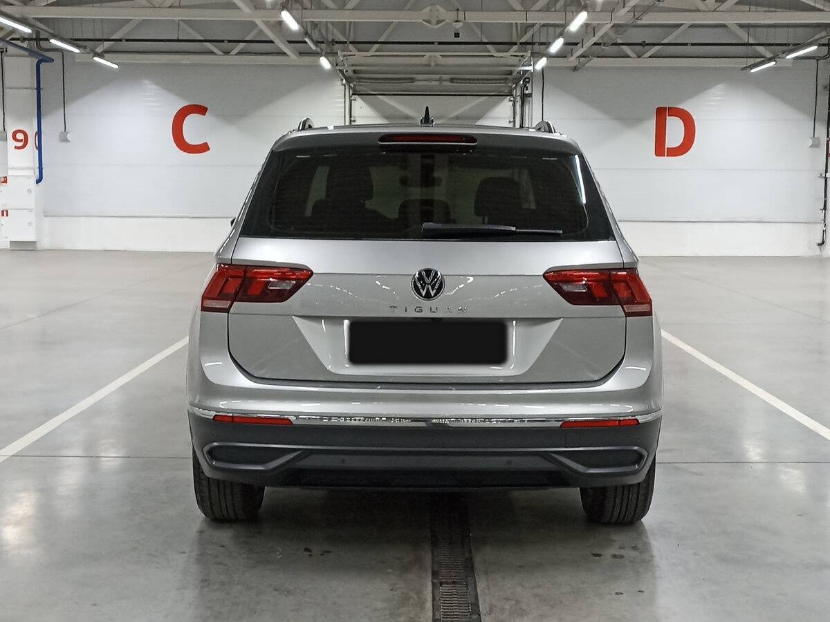 Volkswagen Tiguan 2021 года с пробегом. Фото: #5
