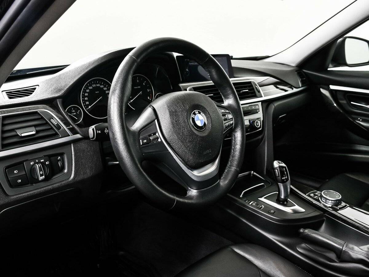 BMW 3 серии 2016 года с пробегом. Фото: #12