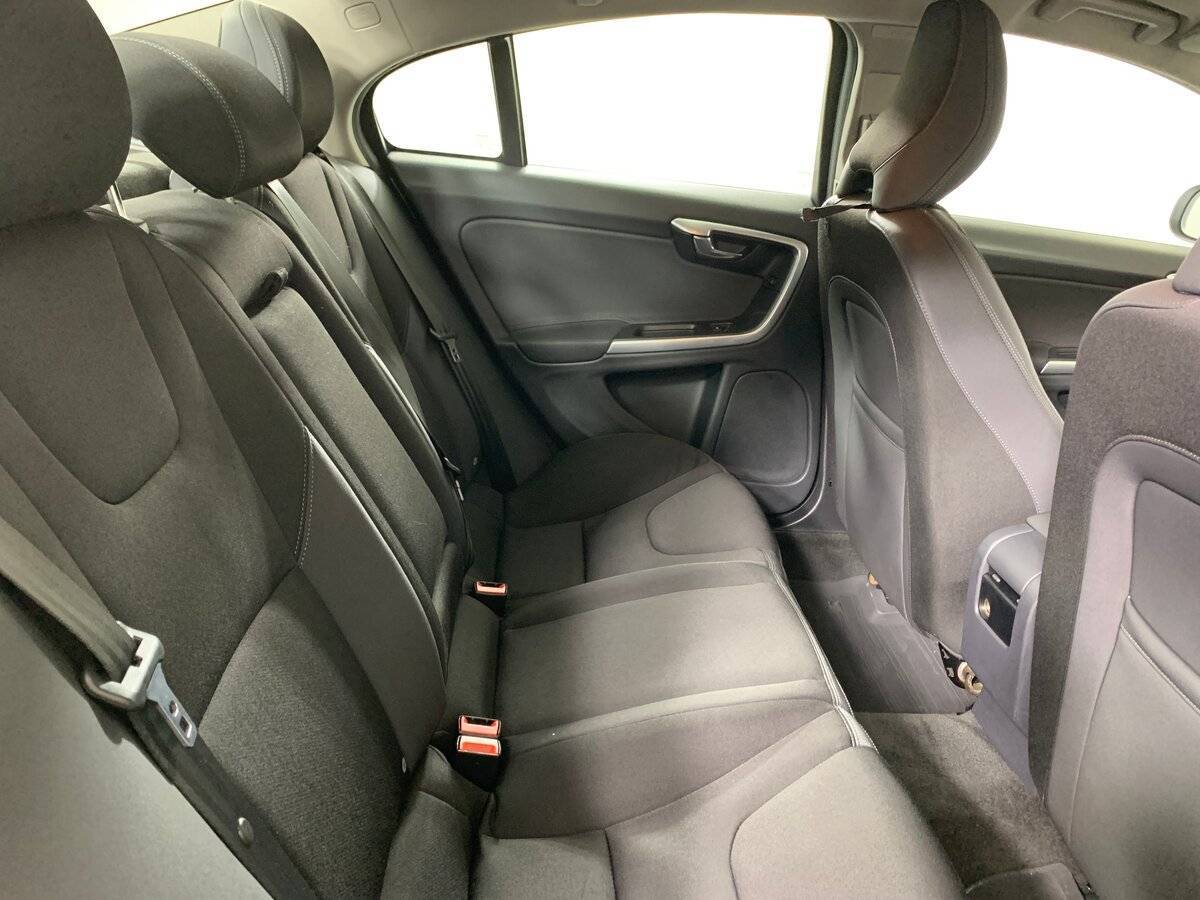 Volvo S60 2014 года с пробегом. Фото: #16