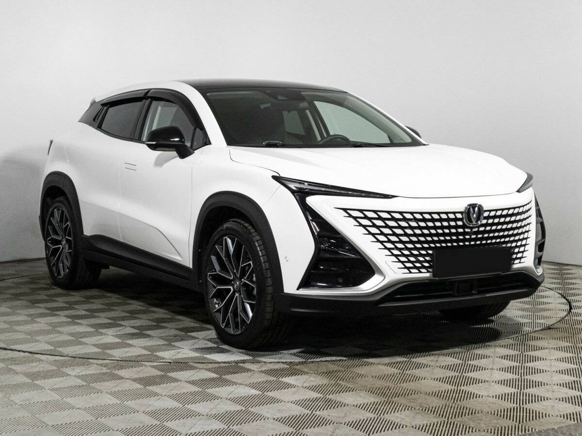 Б/У Чанган УНИ-Т 2023 года. Фото: #2