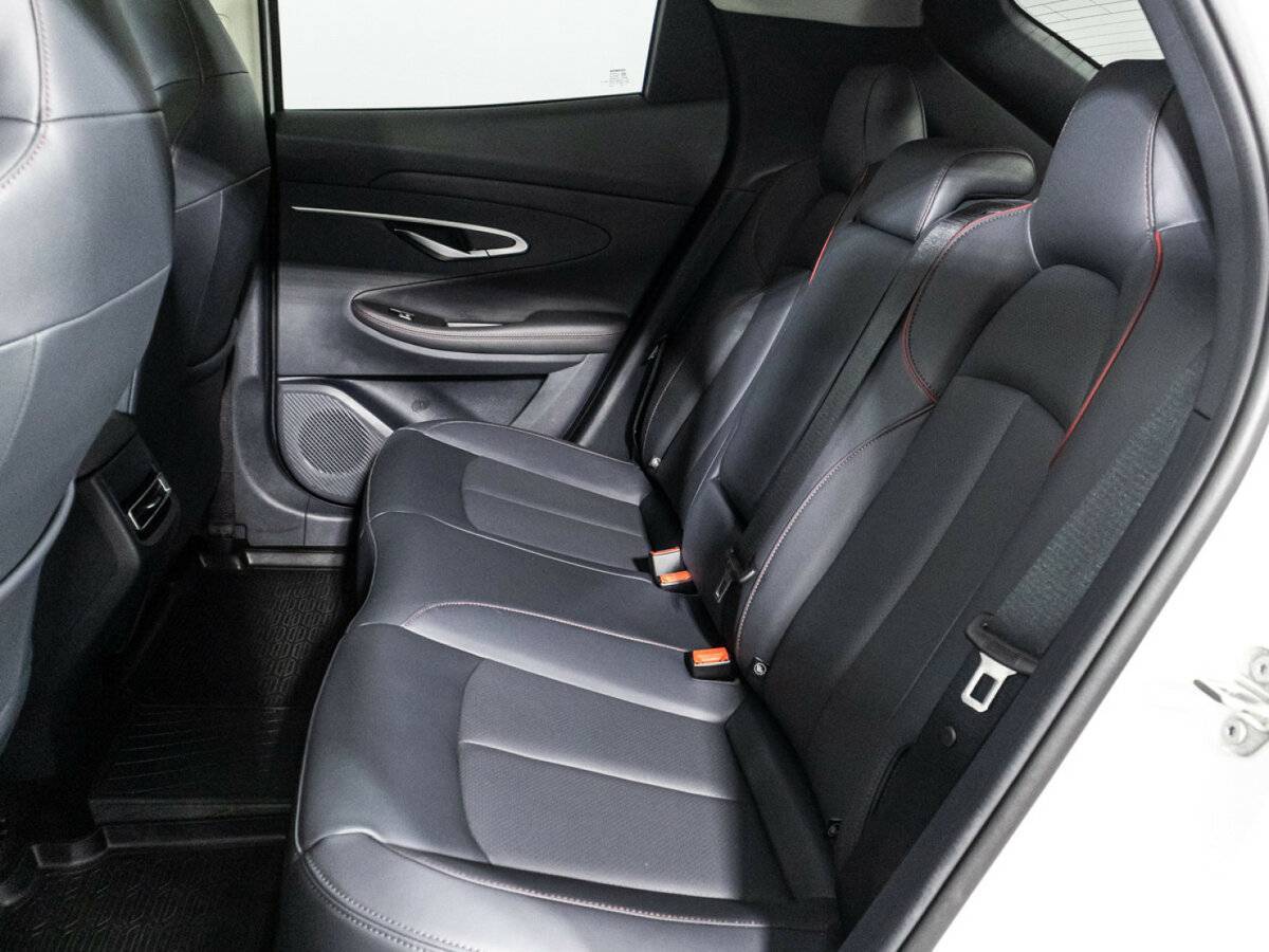 Б/У Чанган УНИ-Т 2023 года. Фото: #9