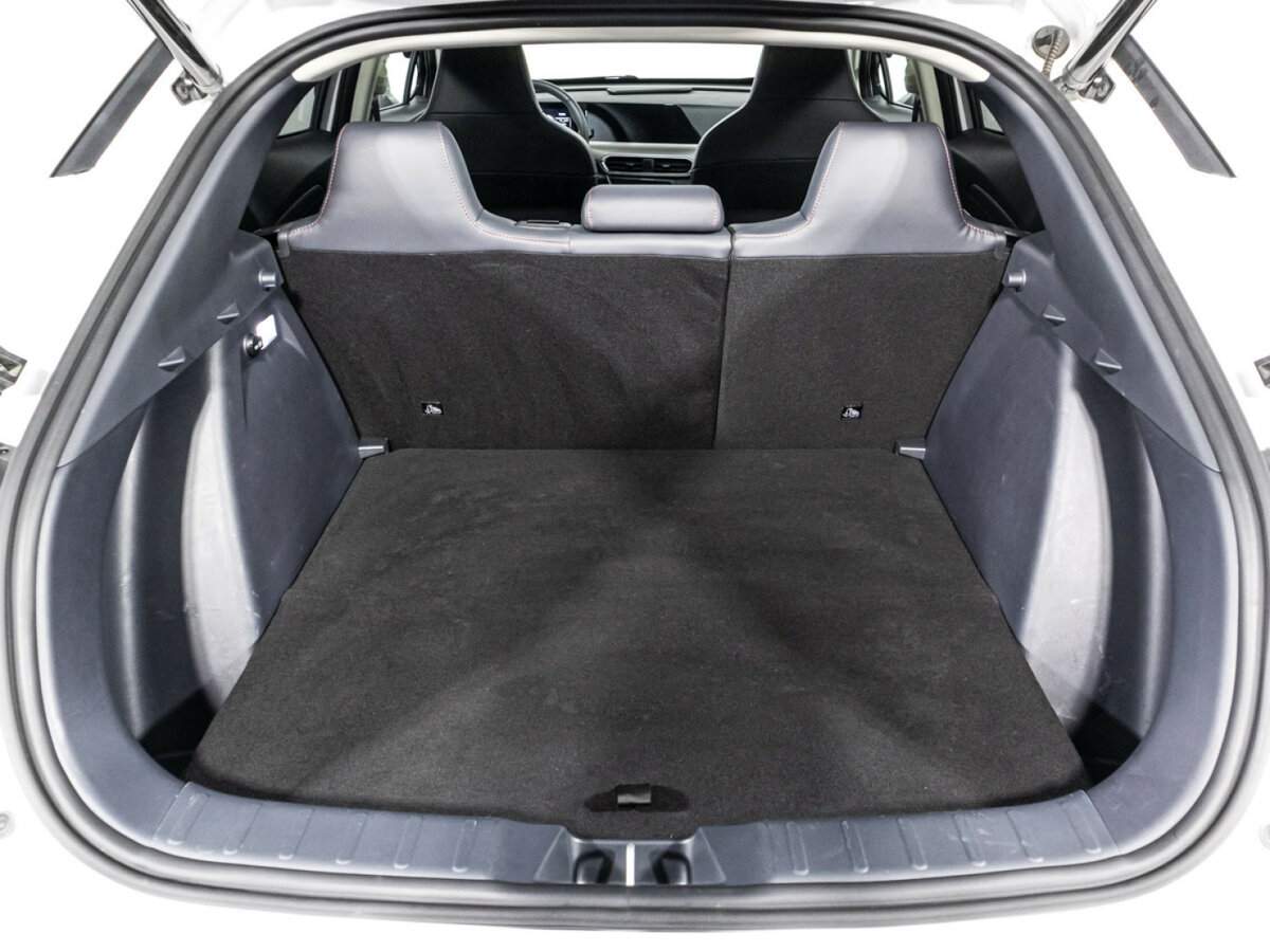 Б/У Чанган УНИ-Т 2023 года. Фото: #14