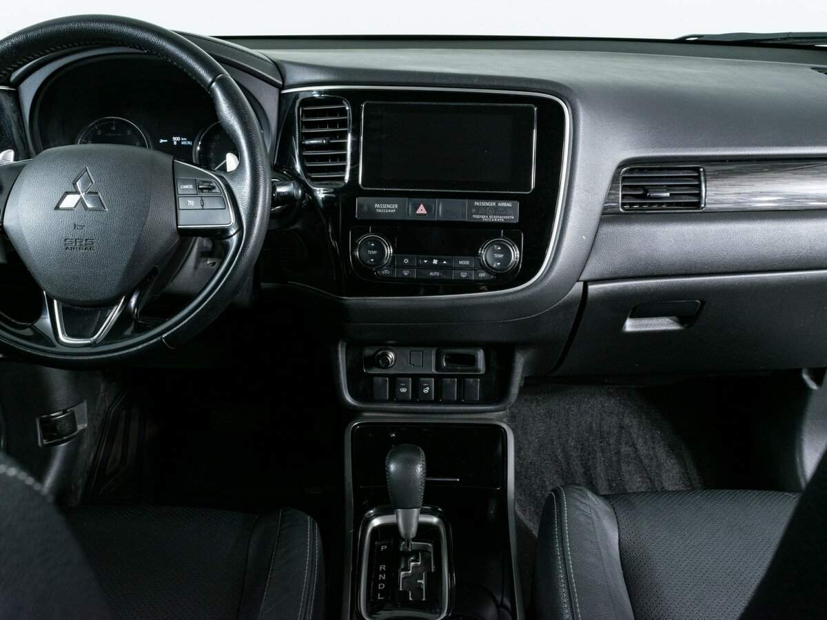 Mitsubishi Outlander 2018 года с пробегом. Фото: #10
