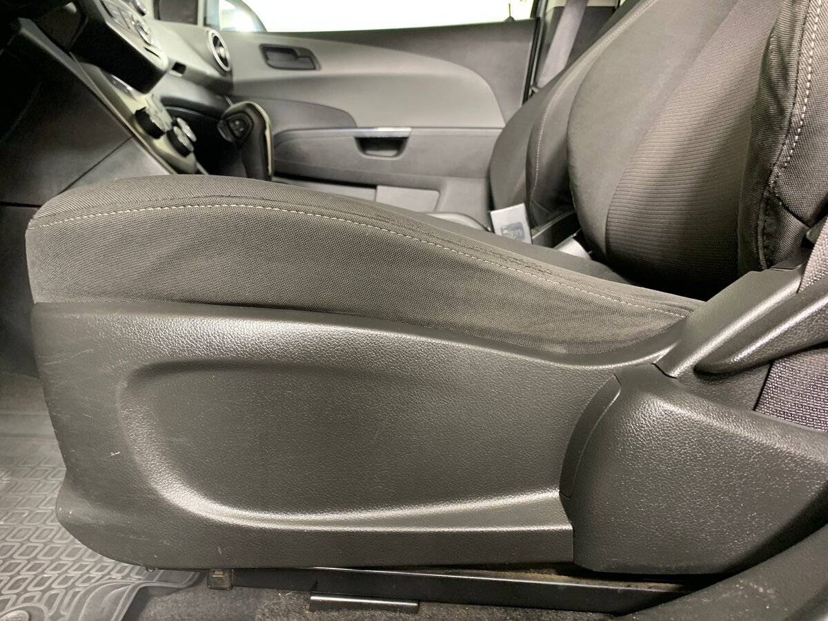 Chevrolet Aveo 2014 года с пробегом. Фото: #15