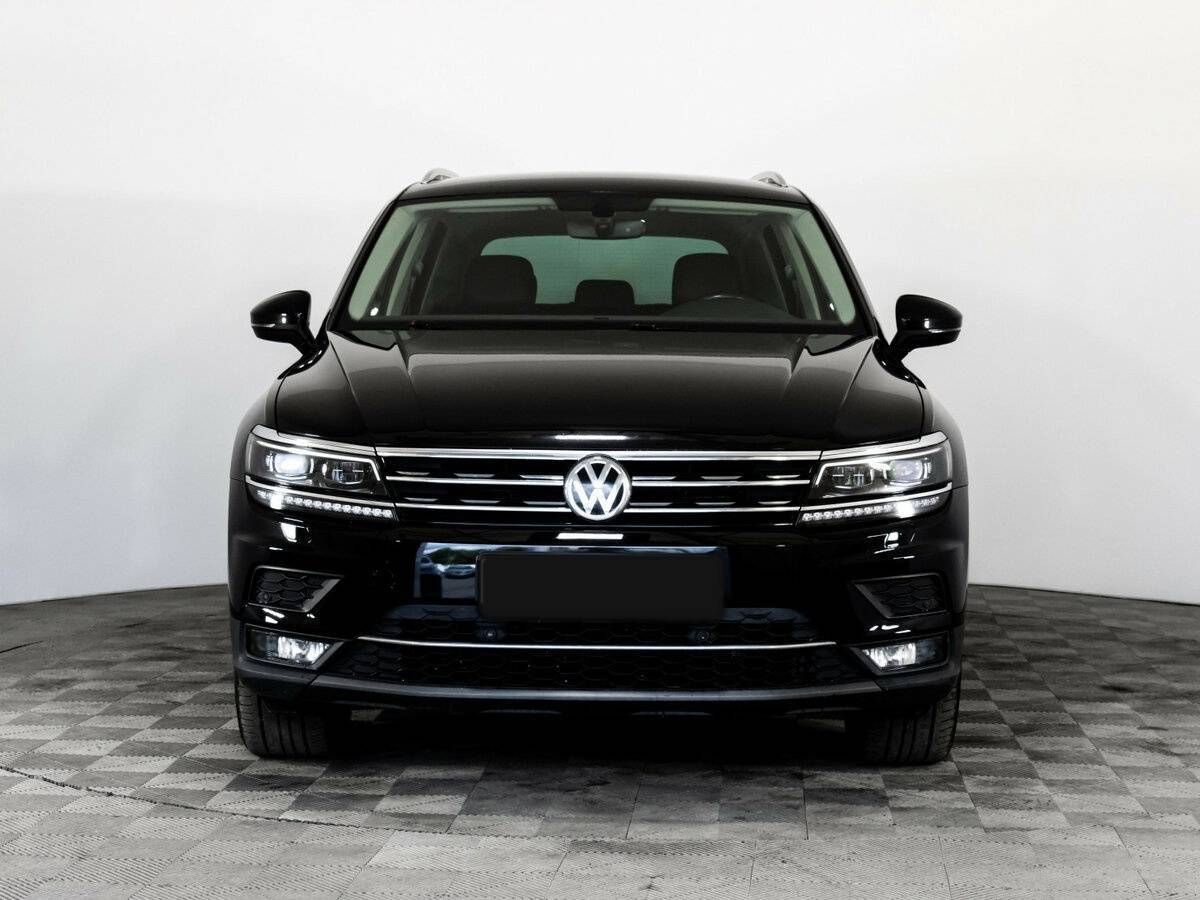 Volkswagen Tiguan 2018 года с пробегом. Фото: #1