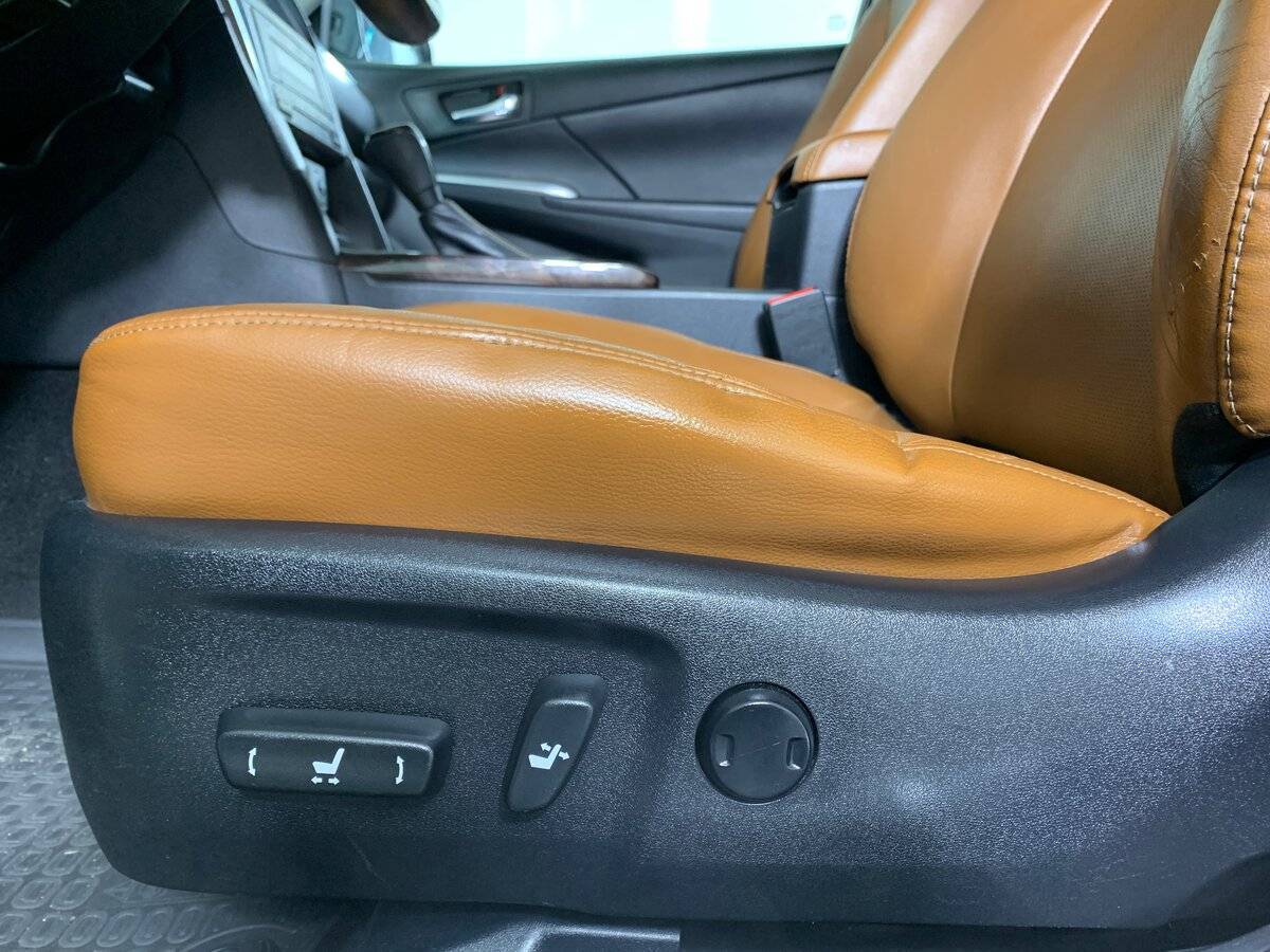 Toyota Camry 2017 года с пробегом. Фото: #15