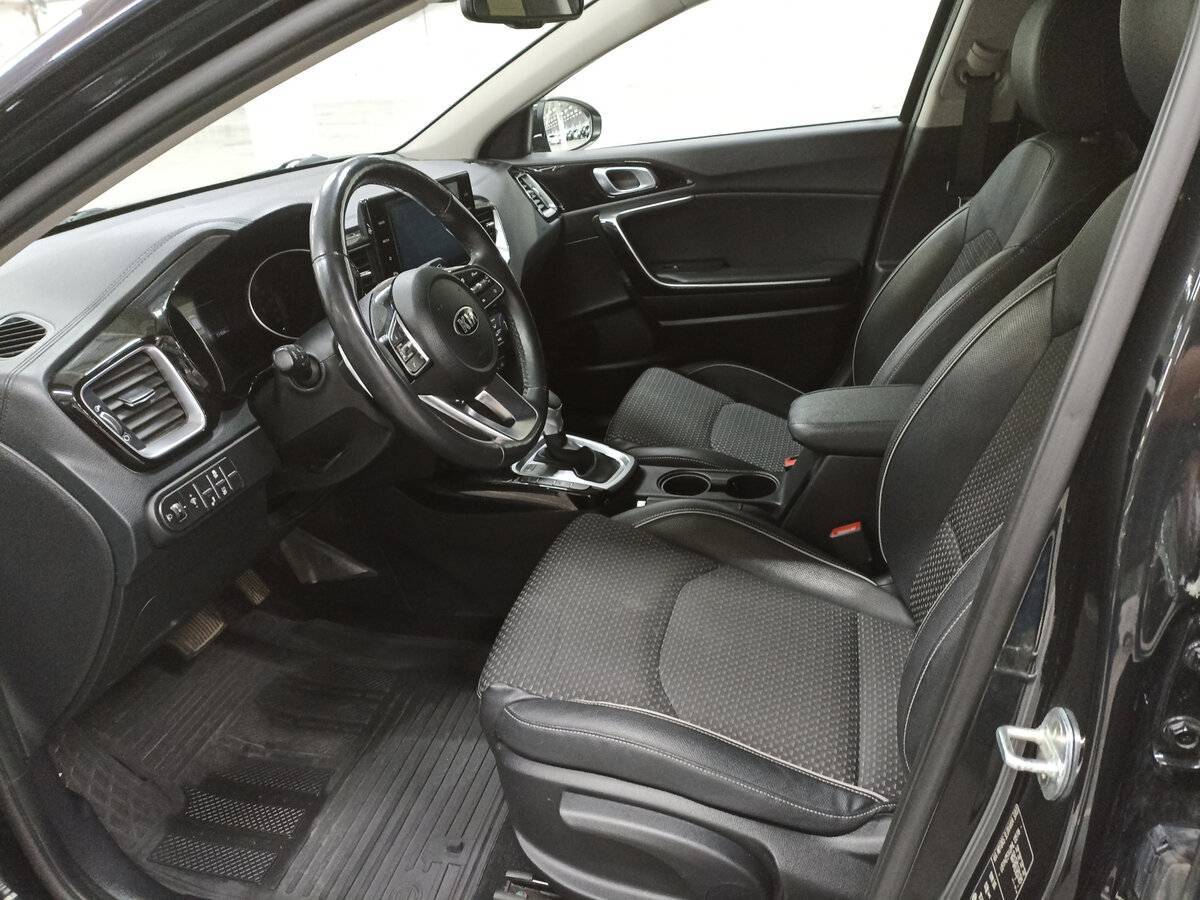 Kia Ceed 2021 года с пробегом. Фото: #15