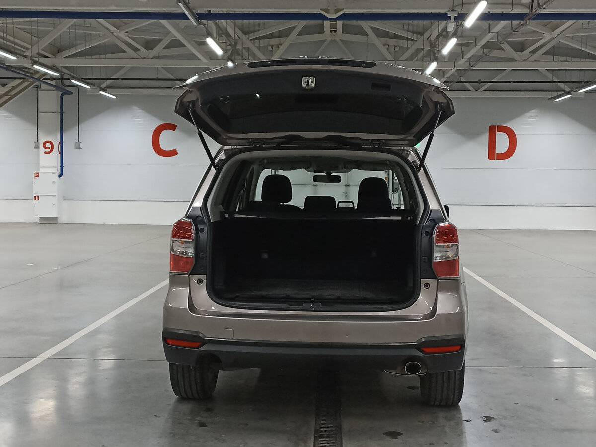 Subaru Forester 2014 года с пробегом. Фото: #9