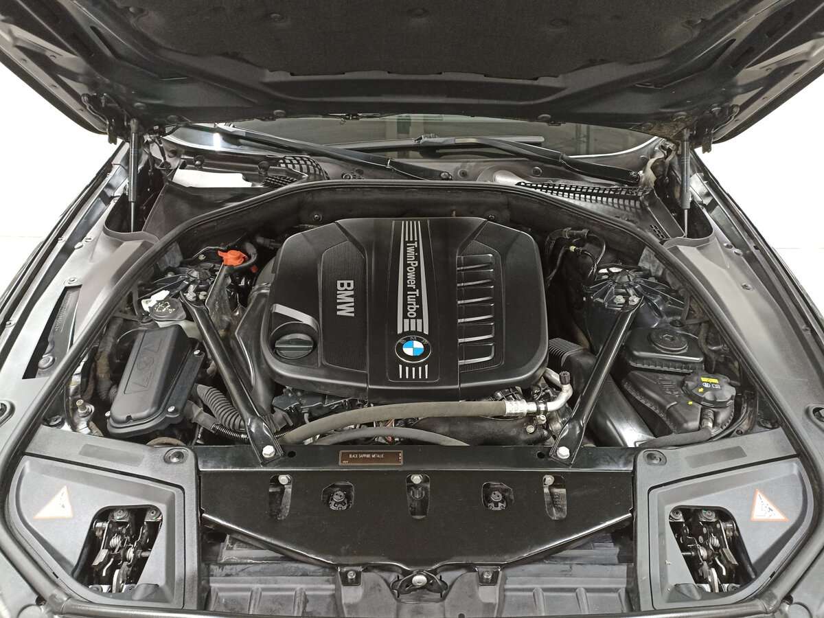 BMW 5 серии 2016 года с пробегом. Фото: #8