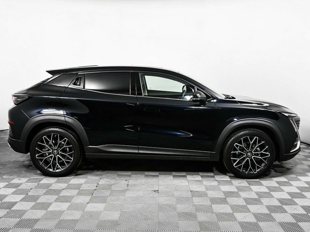 Б/У Чанган УНИ-Т 2022 года. Фото: #3