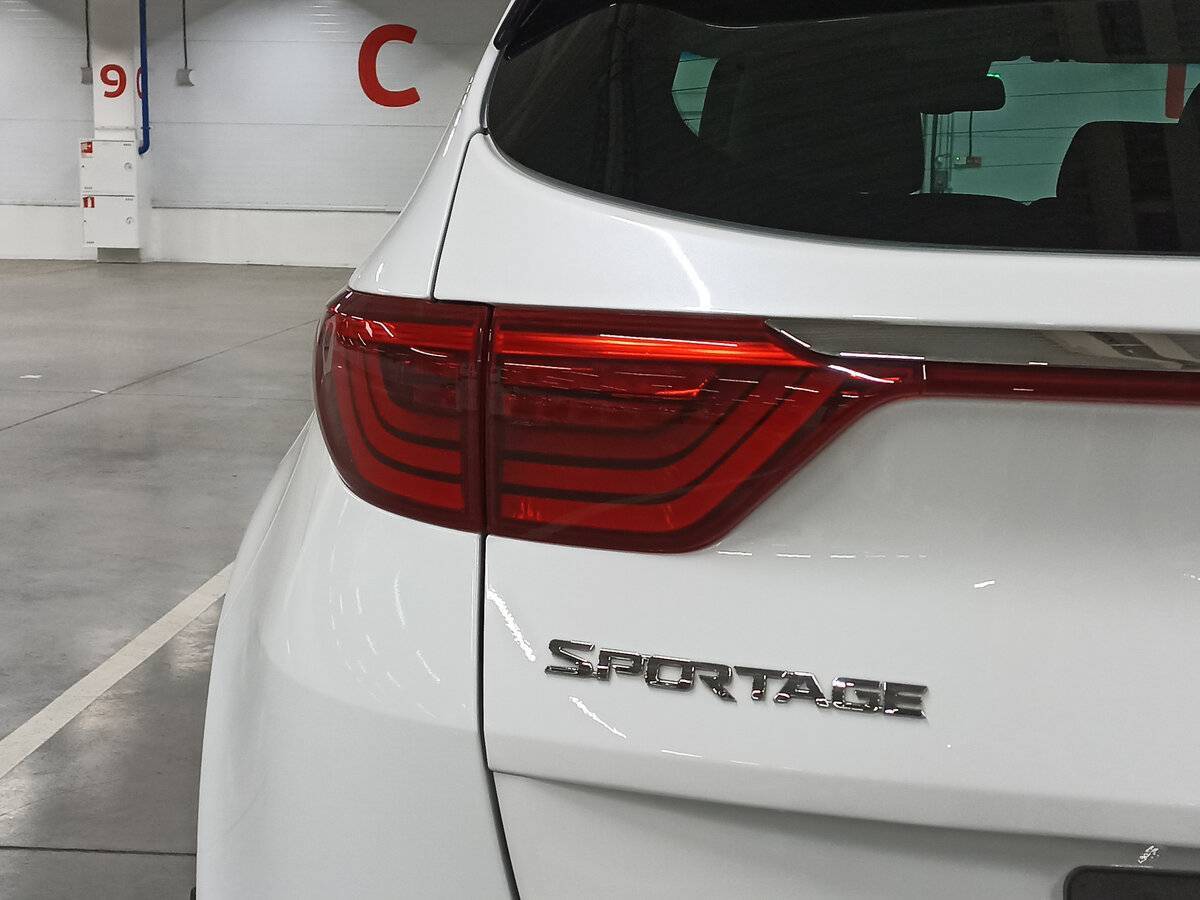 Б/У Киа Спортейдж 2016 года. Фото: #8