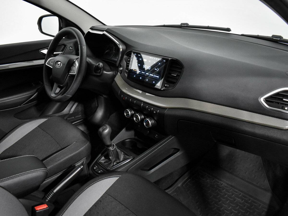 Б/У Лада (ВАЗ) Веста 2023 года. Фото: #10