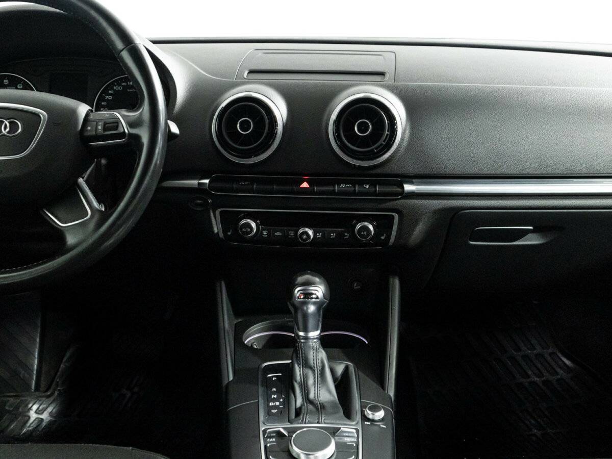Audi A3 2015 года с пробегом. Фото: #13