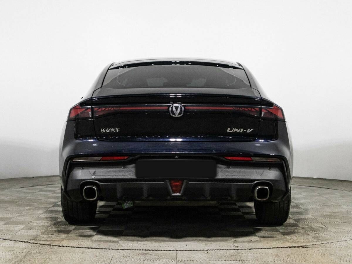 Changan UNI-V 2023 года с пробегом. Фото: #5