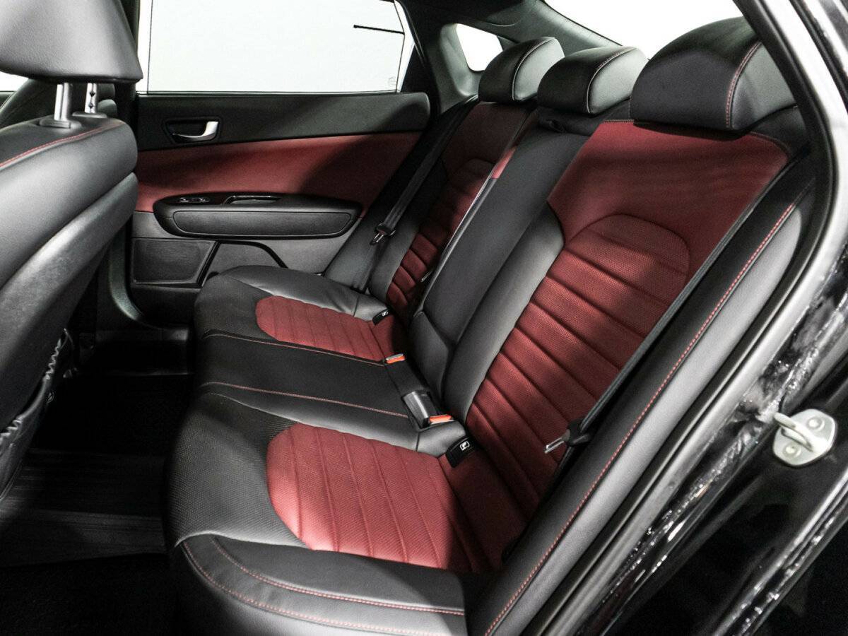 Б/У Киа Оптима 2019 года. Фото: #9