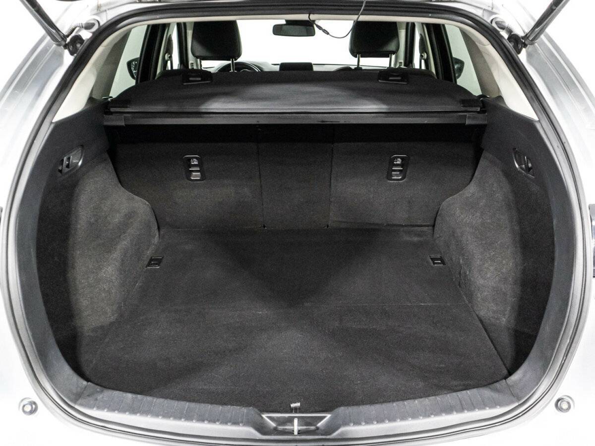 Б/У Мазда Ц-Икс-5 2017 года. Фото: #14