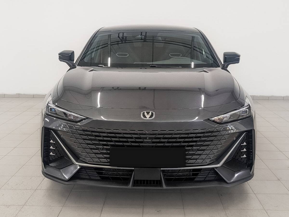 Changan UNI-V 2024 года с пробегом. Фото: #1