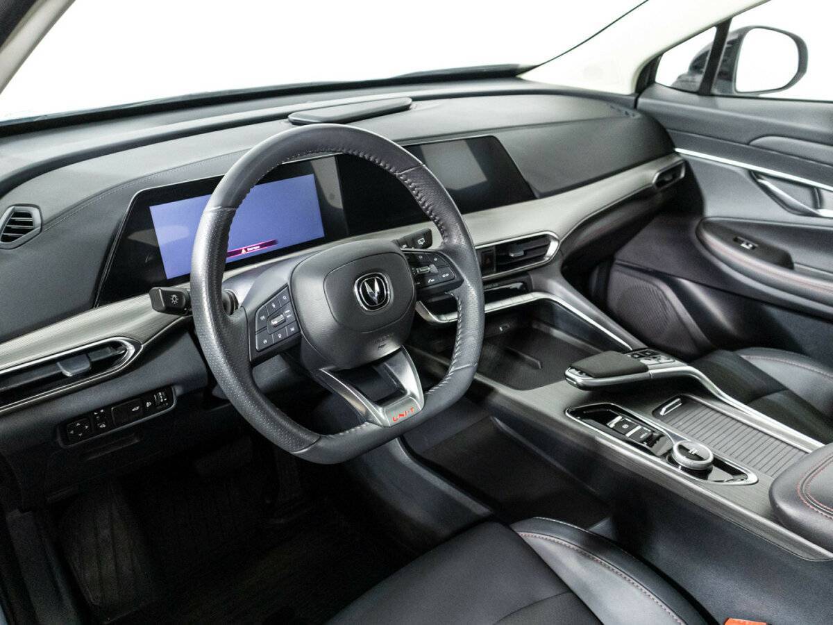 Б/У Чанган УНИ-Т 2023 года. Фото: #10