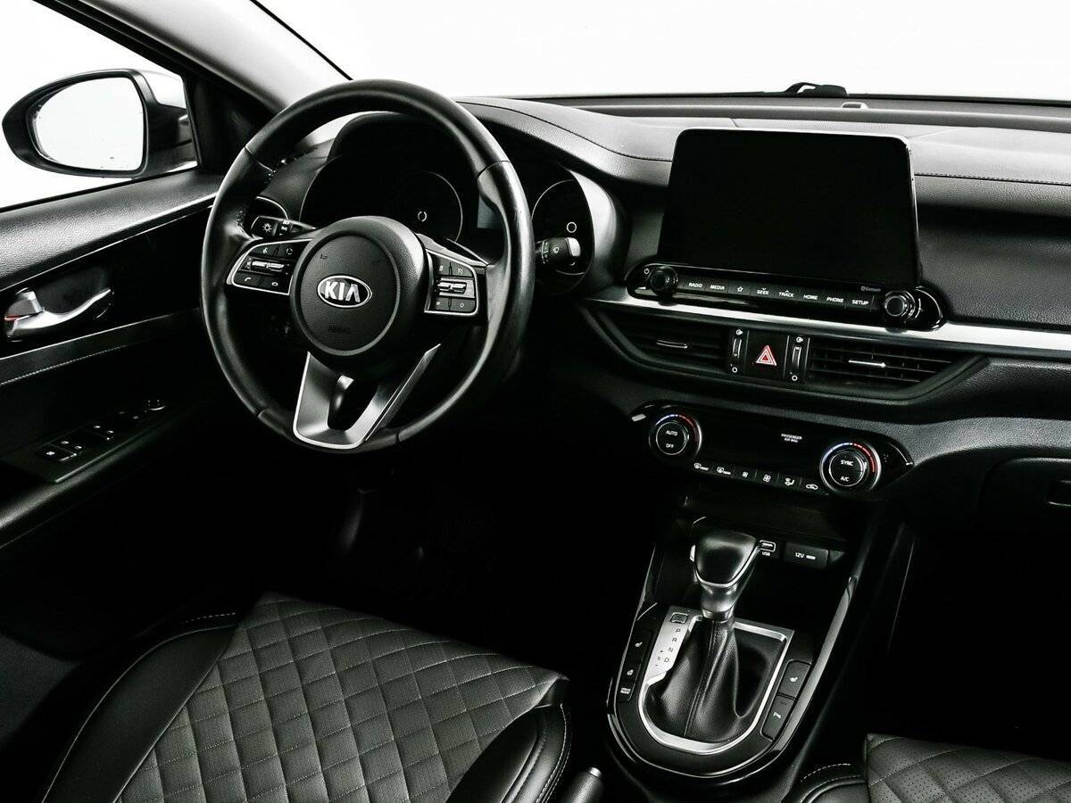 Б/У Киа Церато 2018 года. Фото: #8