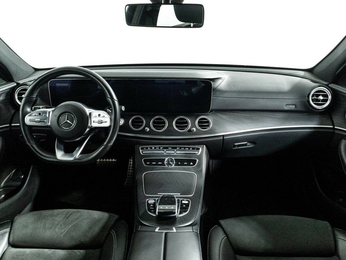 Mercedes-Benz E-Класс 2018 года с пробегом. Фото: #12