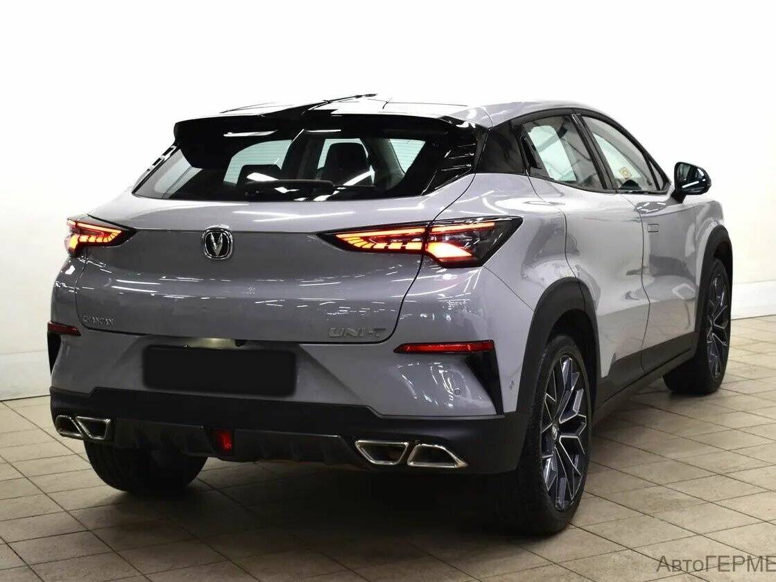 Б/У Чанган УНИ-Т 2023 года. Фото: #3