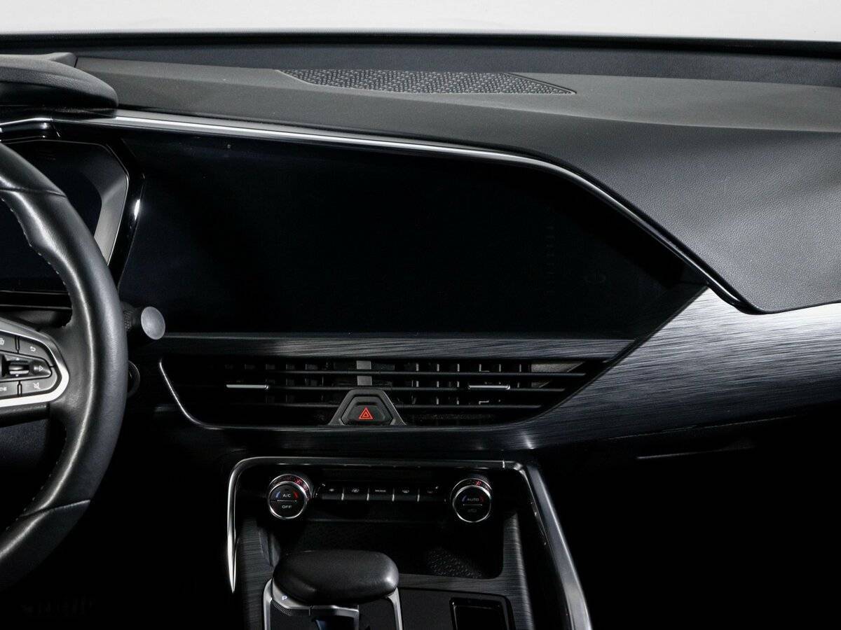 Geely Tugella 2021 года с пробегом. Фото: #12