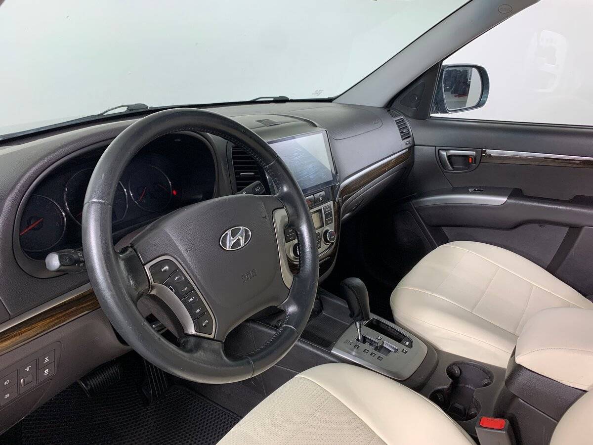 Hyundai Santa Fe 2012 года с пробегом. Фото: #10