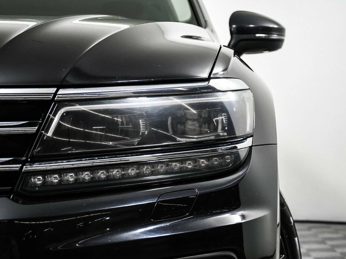 Б/У Фольксваген Тигуан 2017 года. Фото: #13