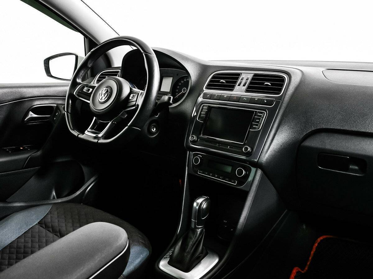 Б/У Фольксваген Поло 2020 года. Фото: #7