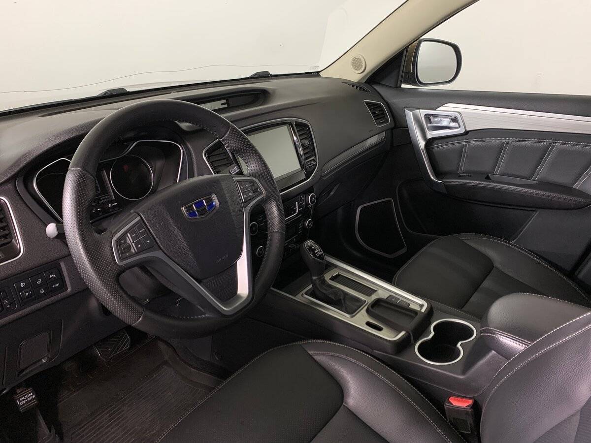 Geely Emgrand X7 2020 года с пробегом. Фото: #10