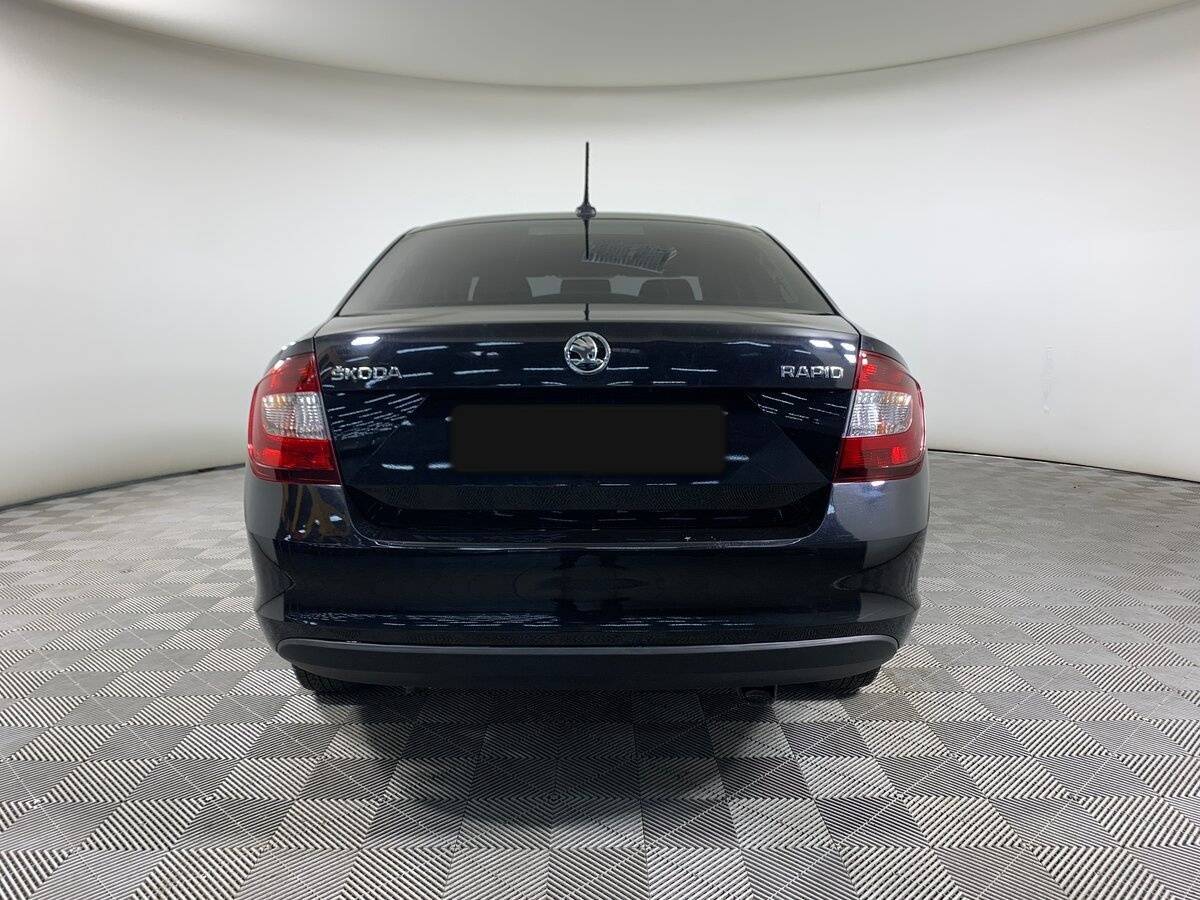 Skoda Rapid 2018 года с пробегом. Фото: #5