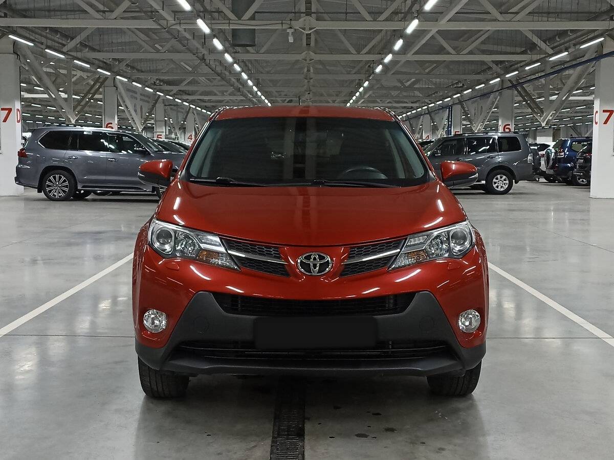 Toyota RAV4 2014 года с пробегом. Фото: #1
