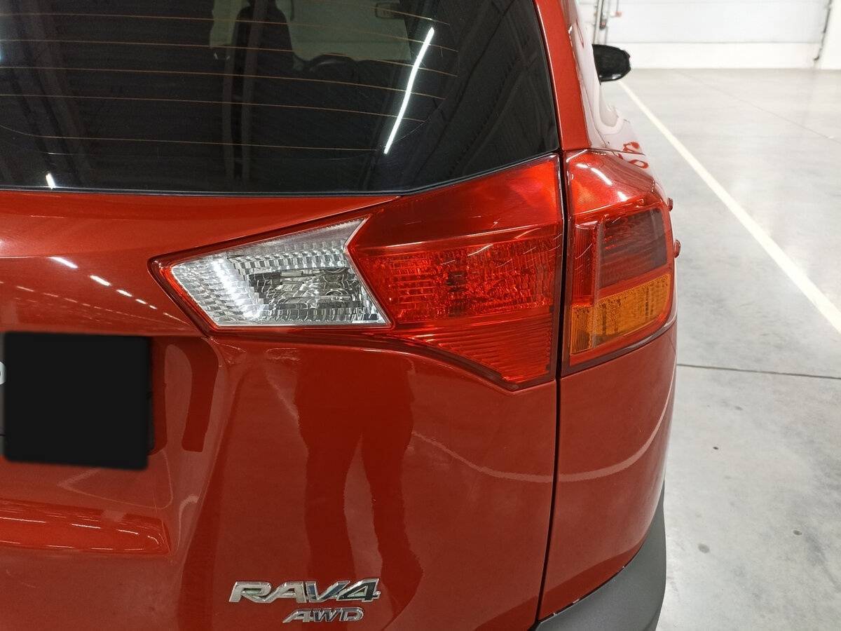 Toyota RAV4 2014 года с пробегом. Фото: #8