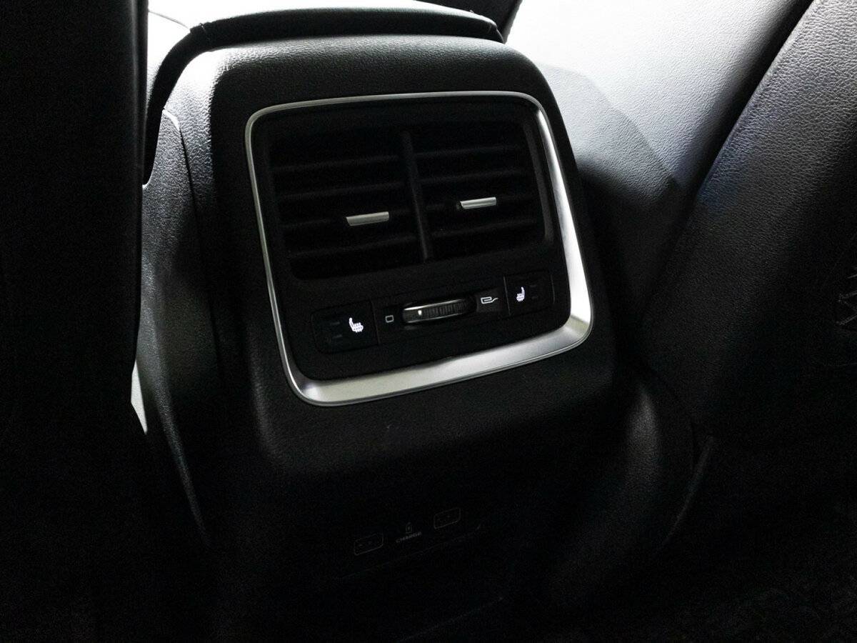 Б/У Джили Атлас Про 2022 года. Фото: #15