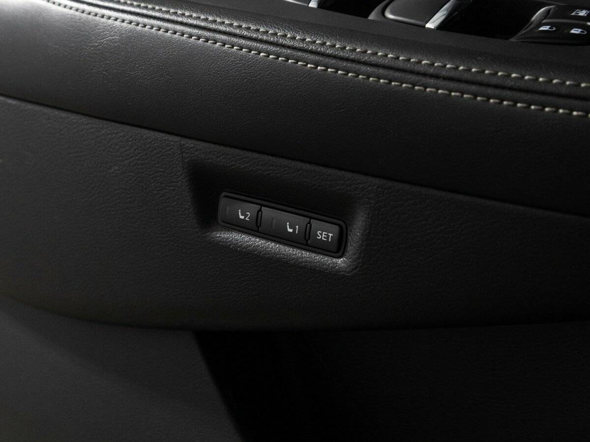 Б/У Ниссан Мурано 2017 года. Фото: #17