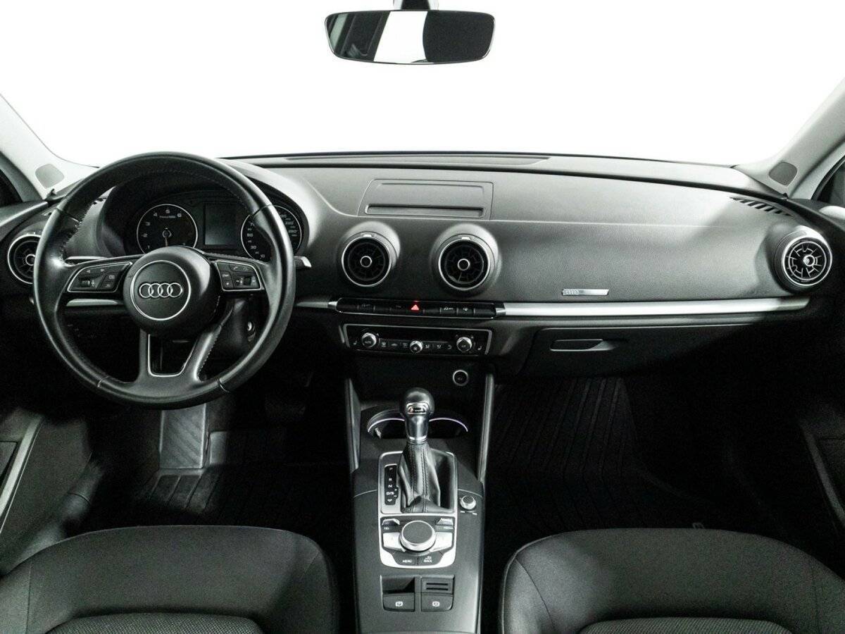 Audi A3 2017 года с пробегом. Фото: #12