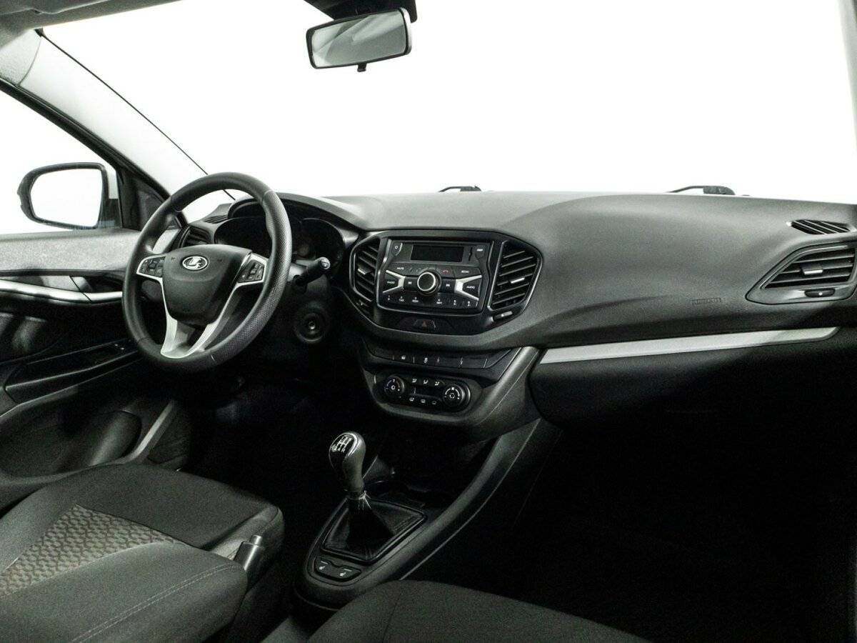 Б/У Лада (ВАЗ) Веста 2019 года. Фото: #8